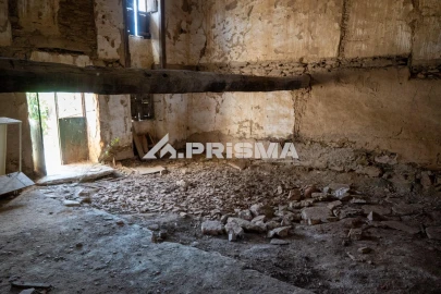 Moradia T3 para Venda em Freixial e Juncal do Campo