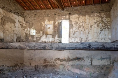 Moradia T3 para Venda em Freixial e Juncal do Campo