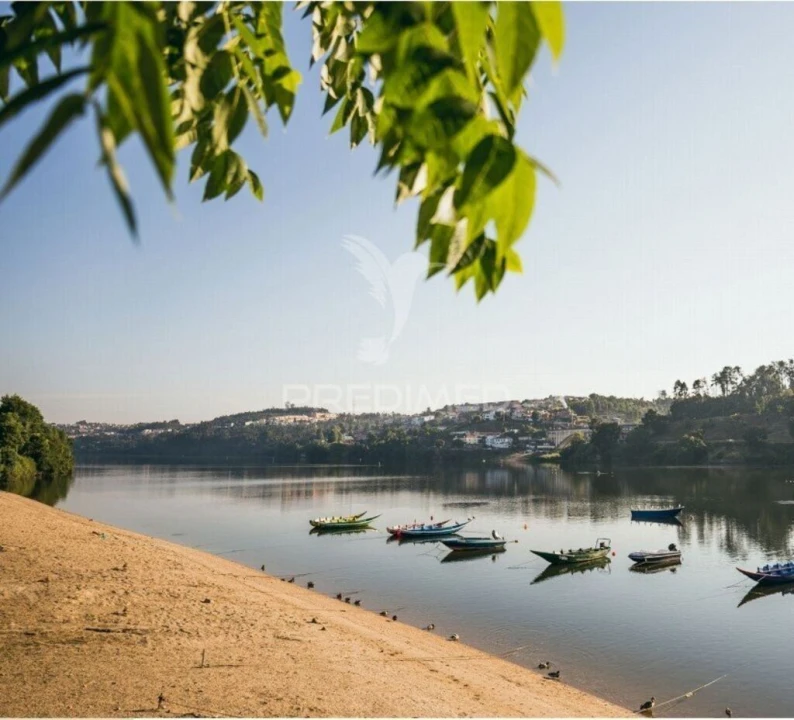 Terreno para Venda em Sandim, Olival, Lever e Crestuma Foto 10