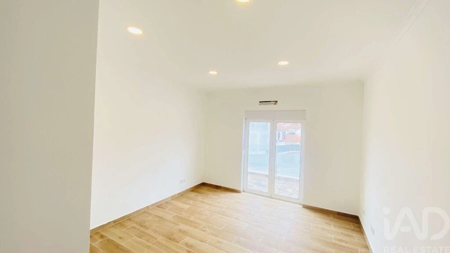 Apartamento para Venda em Ericeira Foto 12