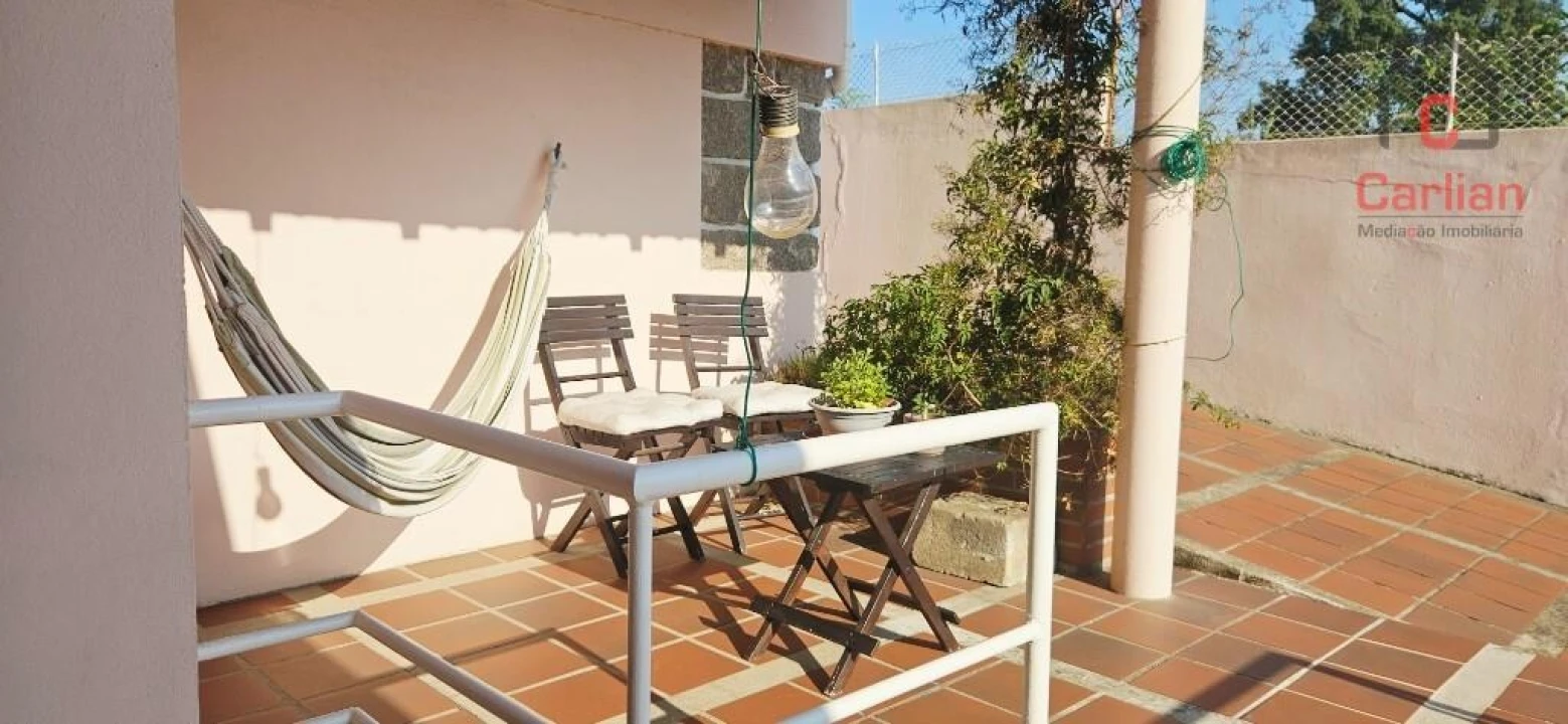 Moradia T3 para Venda em Arcozelo Foto 27