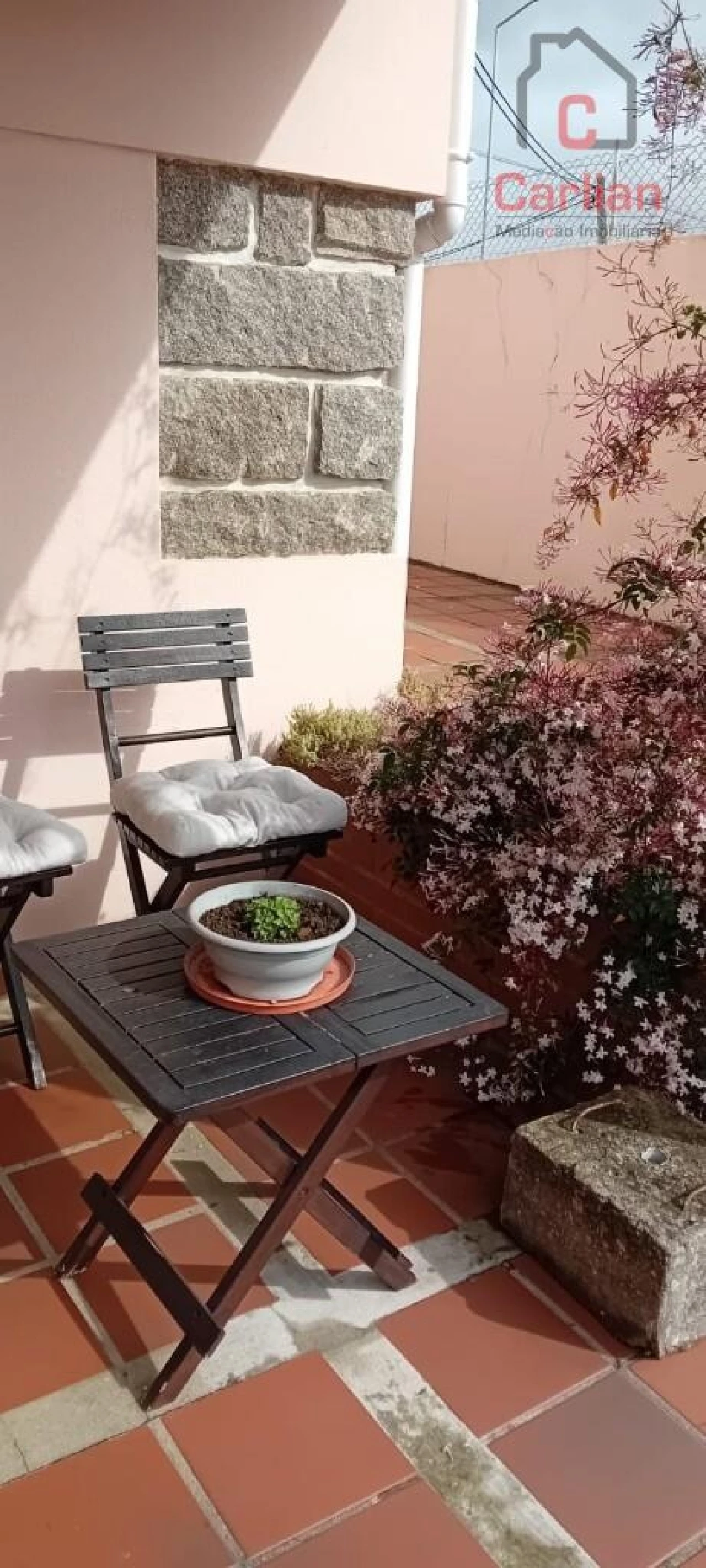 Moradia T3 para Venda em Arcozelo Foto 29