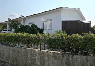 Moradia T3 para Venda em Turquel