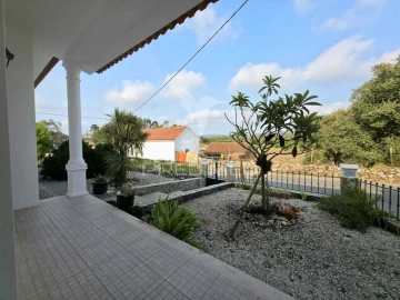 Moradia T3 para Venda em Turquel