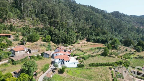 Moradia T3 para Venda em Vila Nova