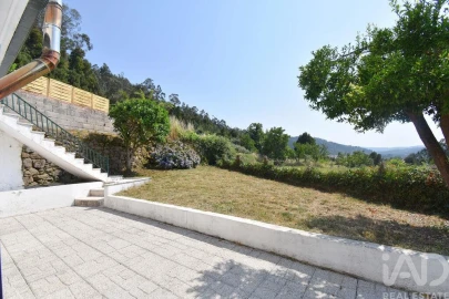 Moradia T3 para Venda em Vila Nova