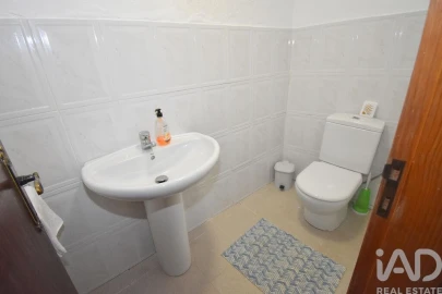 Moradia T3 para Venda em Vila Nova