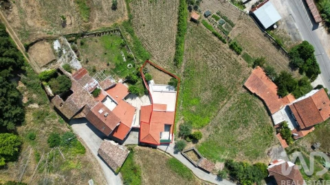 Moradia T3 para Venda em Vila Nova