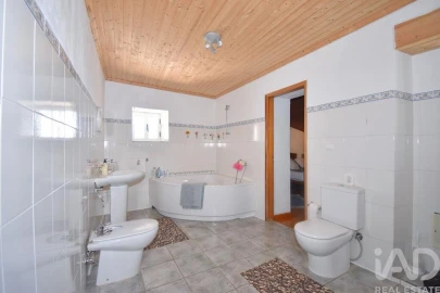 Moradia T3 para Venda em Vila Nova