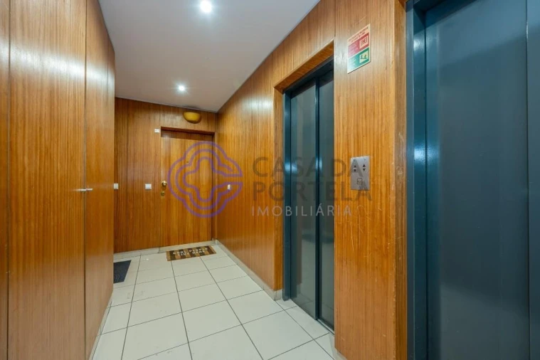 Apartamento T2 para Venda em Valongo Foto 36