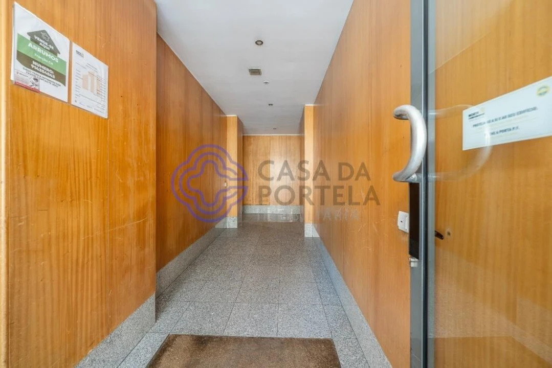 Apartamento T2 para Venda em Valongo Foto 40
