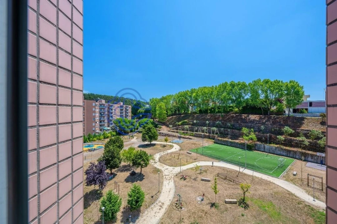 Apartamento T2 para Venda em Valongo Foto 32