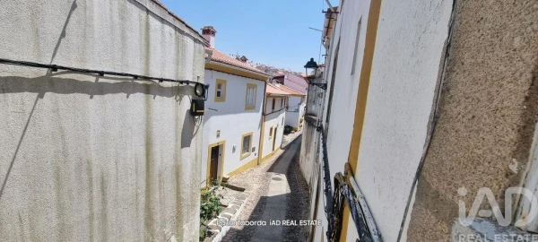 Moradia T2 para Venda em Santa Maria da Devesa