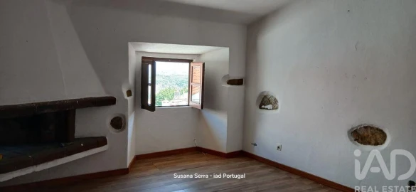 Moradia T2 para Venda em Santa Maria da Devesa