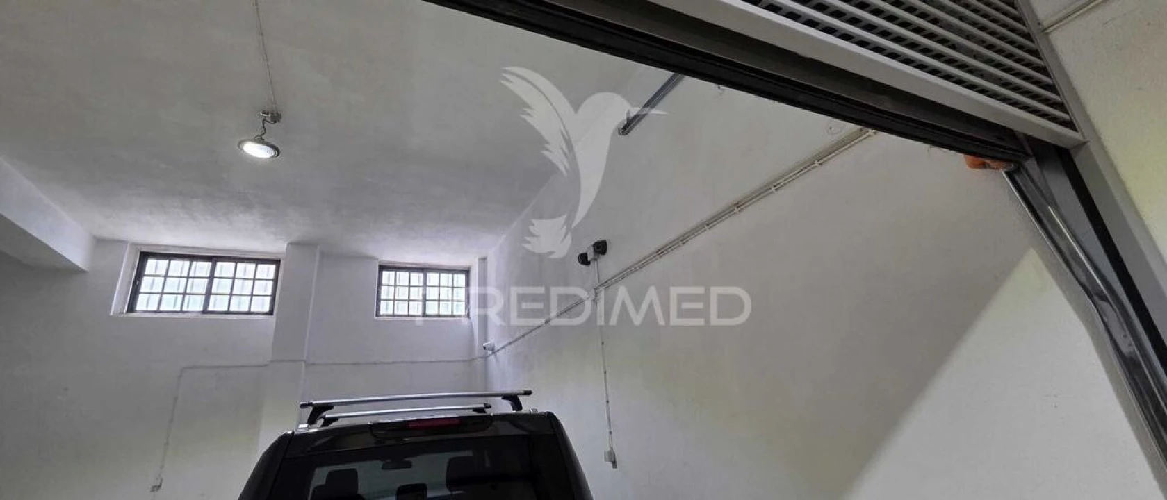 Garagem para Arrendamento em Massamá e Monte Abraão Foto 3