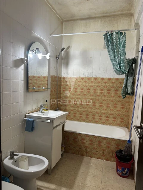Apartamento T3 para Venda em Mina de Água