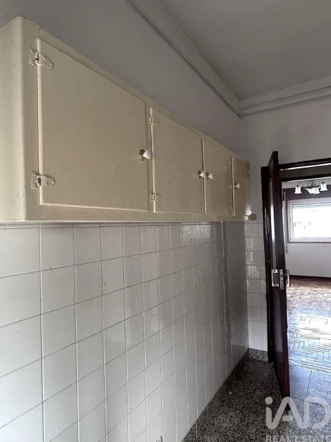 Apartamento T3 para Venda em Cepões, Meijinhos e Melcões