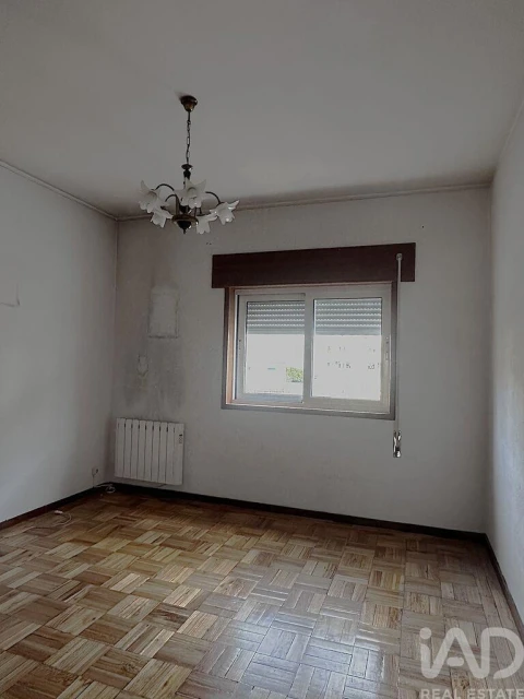 Apartamento T3 para Venda em Cepões, Meijinhos e Melcões