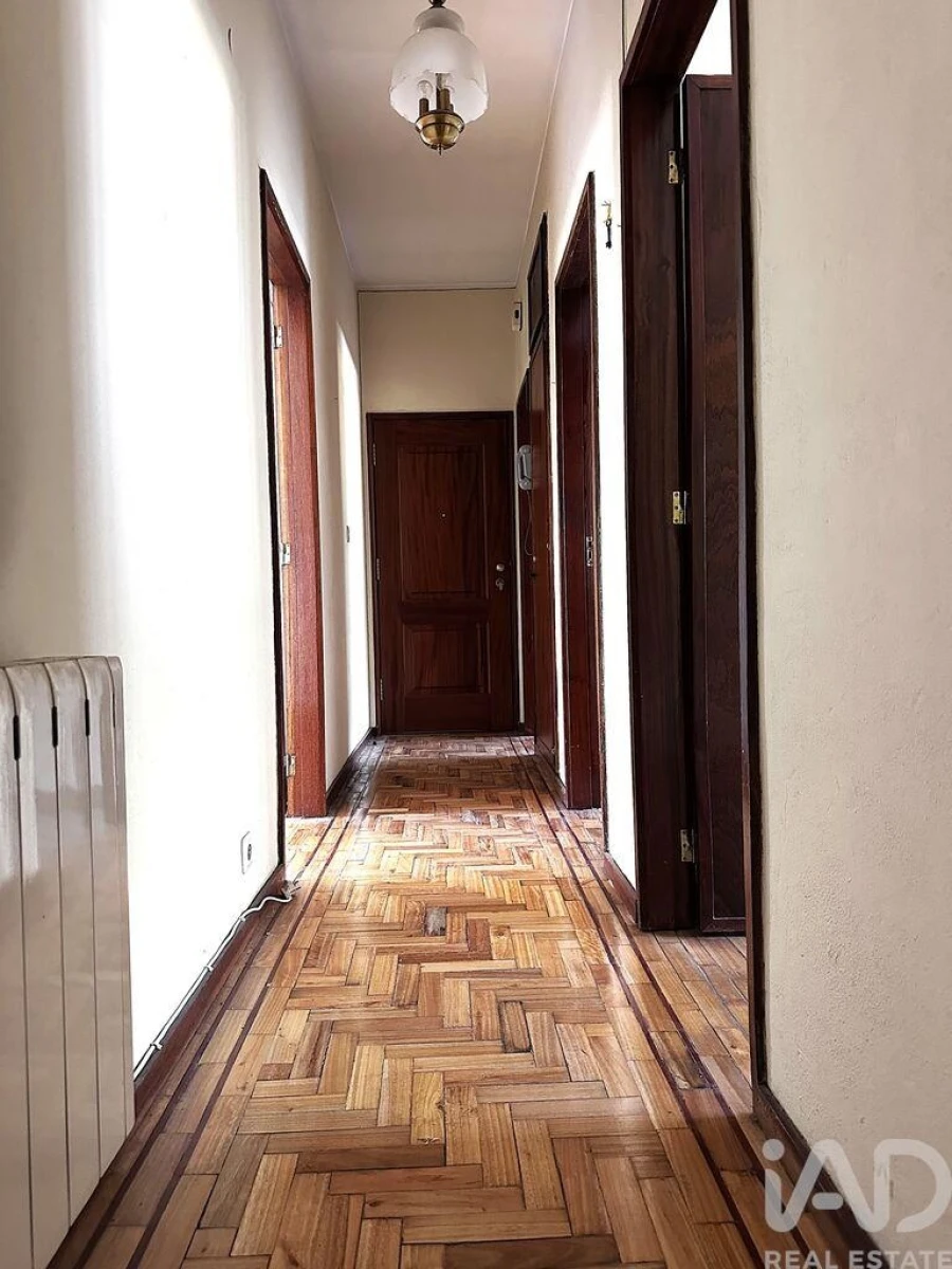 Apartamento T3 para Venda em Cepões, Meijinhos e Melcões Foto 19