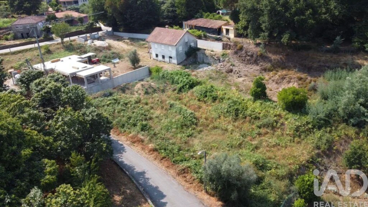 Terreno para Venda em Rebordões (Souto) Foto 1