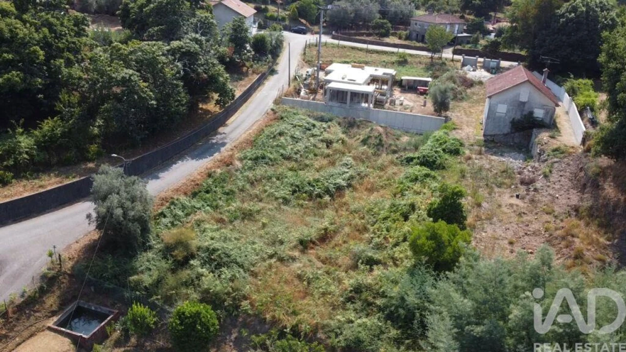 Terreno para Venda em Rebordões (Souto) Foto 5