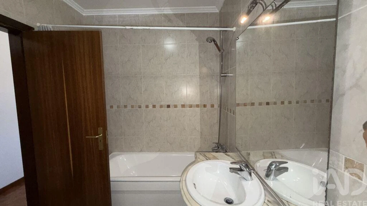 Apartamento T3 para Arrendamento em Gafanha da Nazaré Foto 16