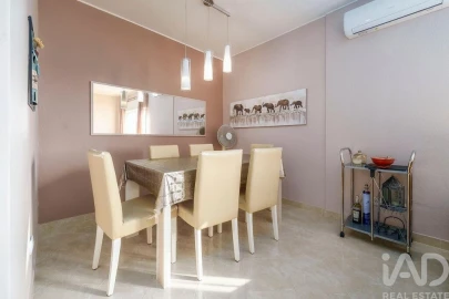 Apartamento T1 para Venda em Quarteira