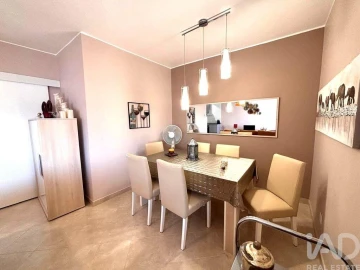 Apartamento T1 para Venda em Quarteira