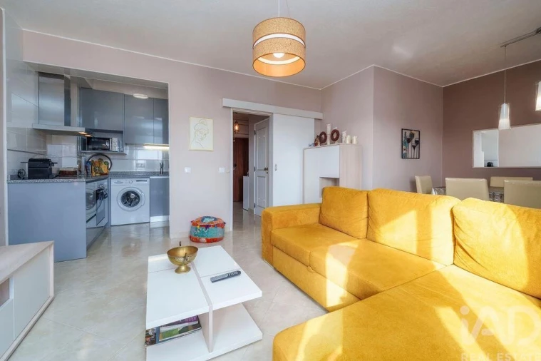 Apartamento T1 para Venda em Quarteira Foto 3