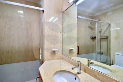 Apartamento T4 para Venda em São Vitor (Braga)