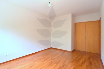 Apartamento T4 para Venda em São Vitor (Braga)