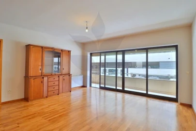 Apartamento T4 para Venda em São Vitor (Braga)