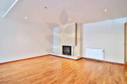 Apartamento T4 para Venda em São Vitor (Braga)