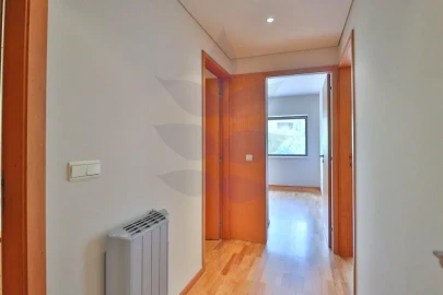 Apartamento T4 para Venda em São Vitor (Braga)
