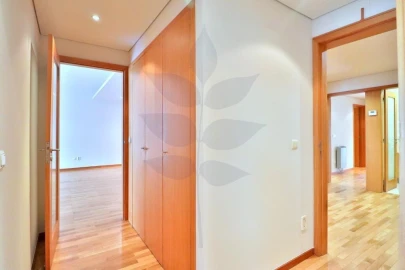 Apartamento T4 para Venda em São Vitor (Braga)