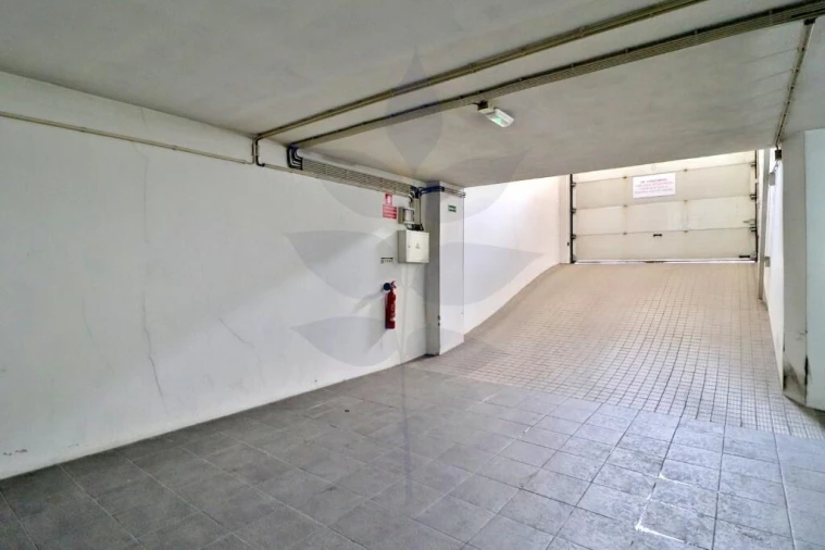 Apartamento T4 para Venda em São Vitor (Braga) Foto 48