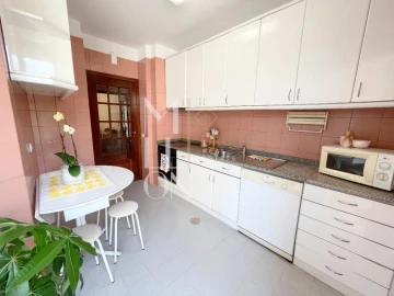 Apartamento T2 para Venda em Custóias, Leça do Balio e Guifões