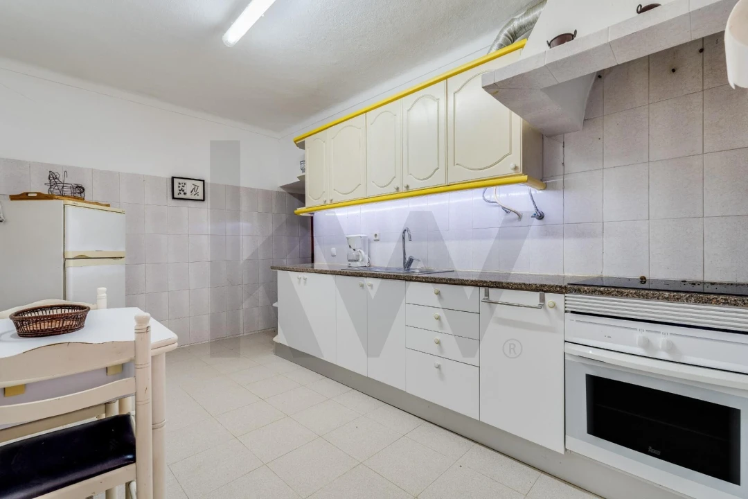 Moradia T4 para Venda em Alcantarilha e Pêra Foto 3