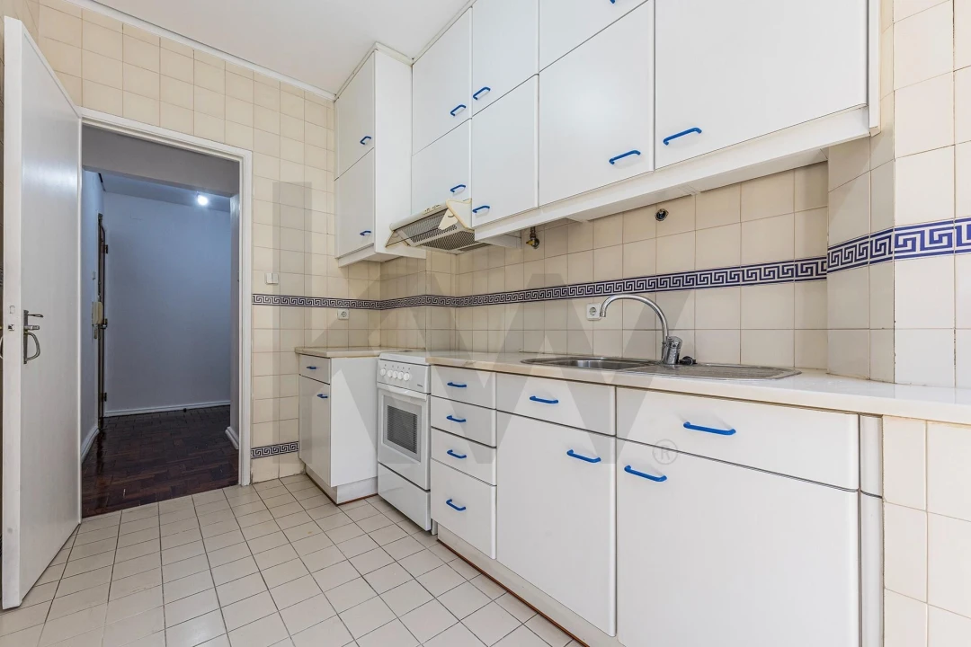 Apartamento T2 para Venda em Campo de Ourique Foto 21