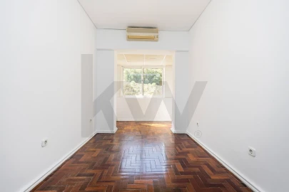 Apartamento T2 para Venda em Campo de Ourique