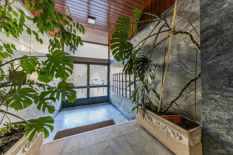 Apartamento T2 para Venda em Campo de Ourique Foto 2