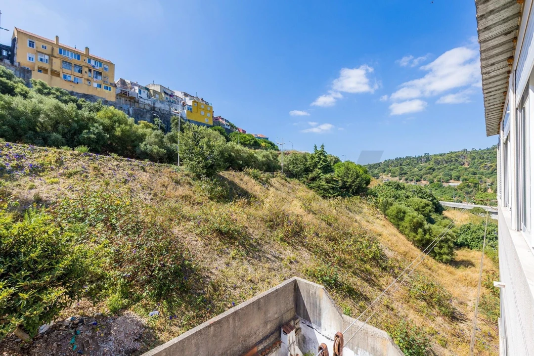 Apartamento T2 para Venda em Campo de Ourique Foto 22