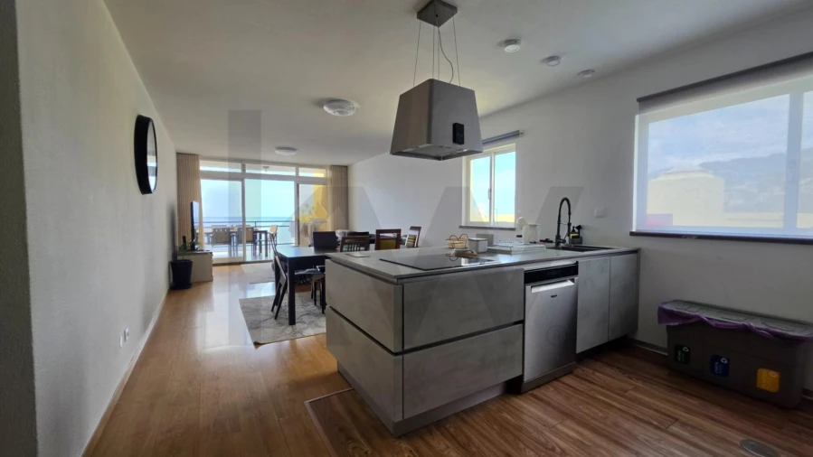 Apartamento T3 para Venda em São Martinho Foto 5