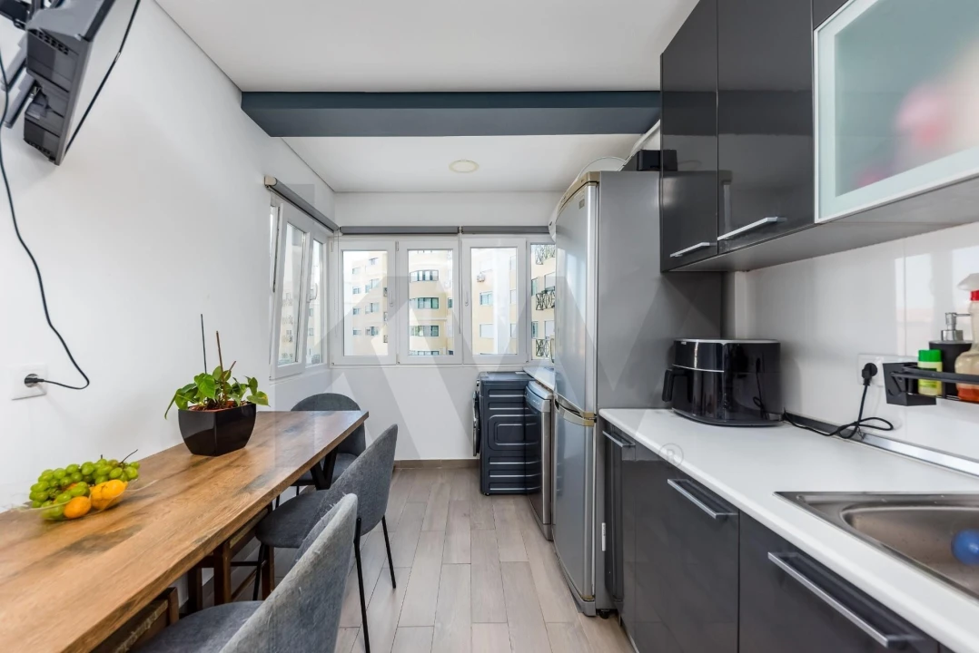 Apartamento T2 para Venda em Algueirão-Mem Martins Foto 6