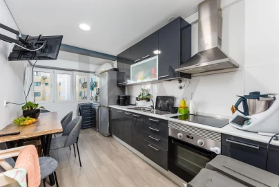 Apartamento T2 para Venda em Algueirão-Mem Martins
