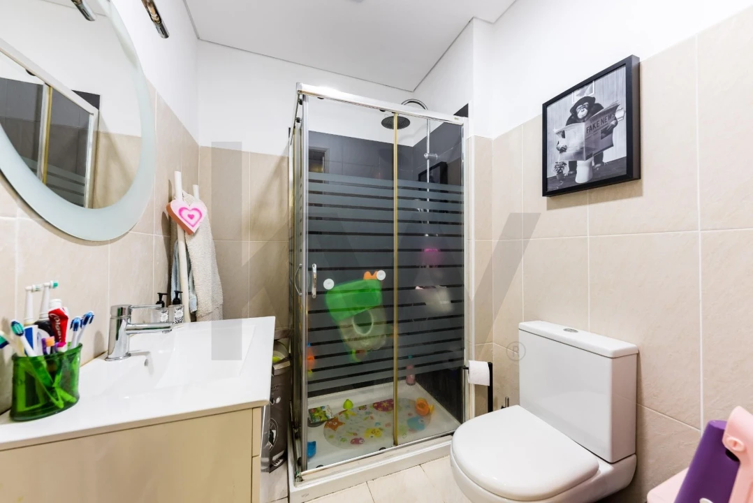 Apartamento T2 para Venda em Algueirão-Mem Martins Foto 21