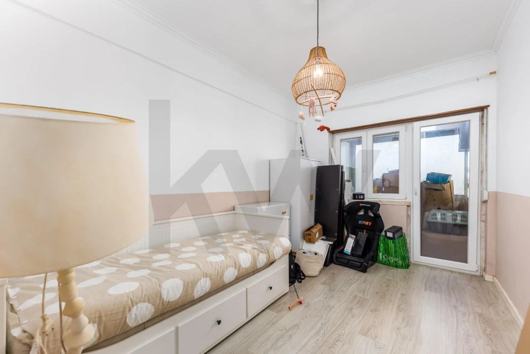 Apartamento T2 para Venda em Algueirão-Mem Martins Foto 14