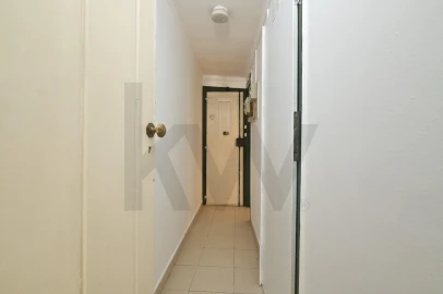 Apartamento T1 para Venda em Misericórdia