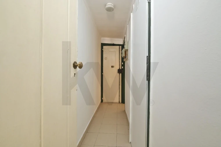 Apartamento T1 para Venda em Misericórdia Foto 19