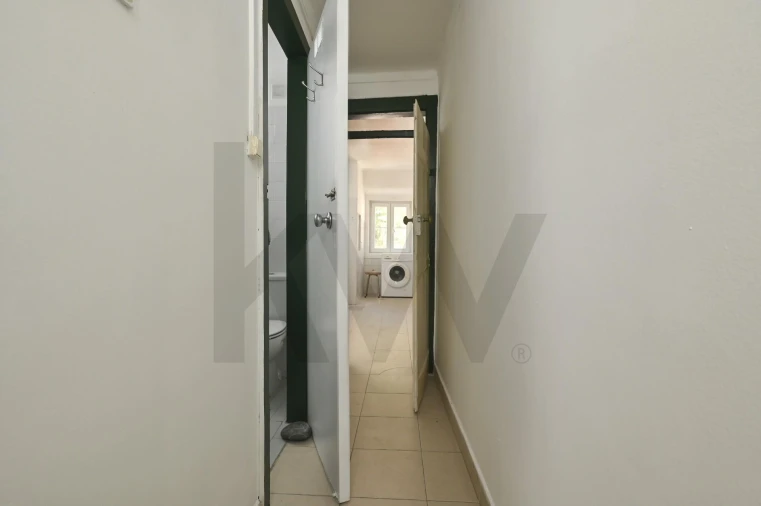 Apartamento T1 para Venda em Misericórdia Foto 18